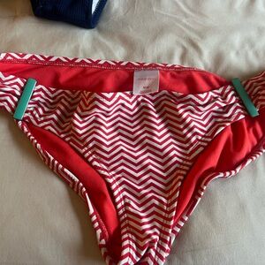 Bundle 2 medium bottoms and 1 small top.